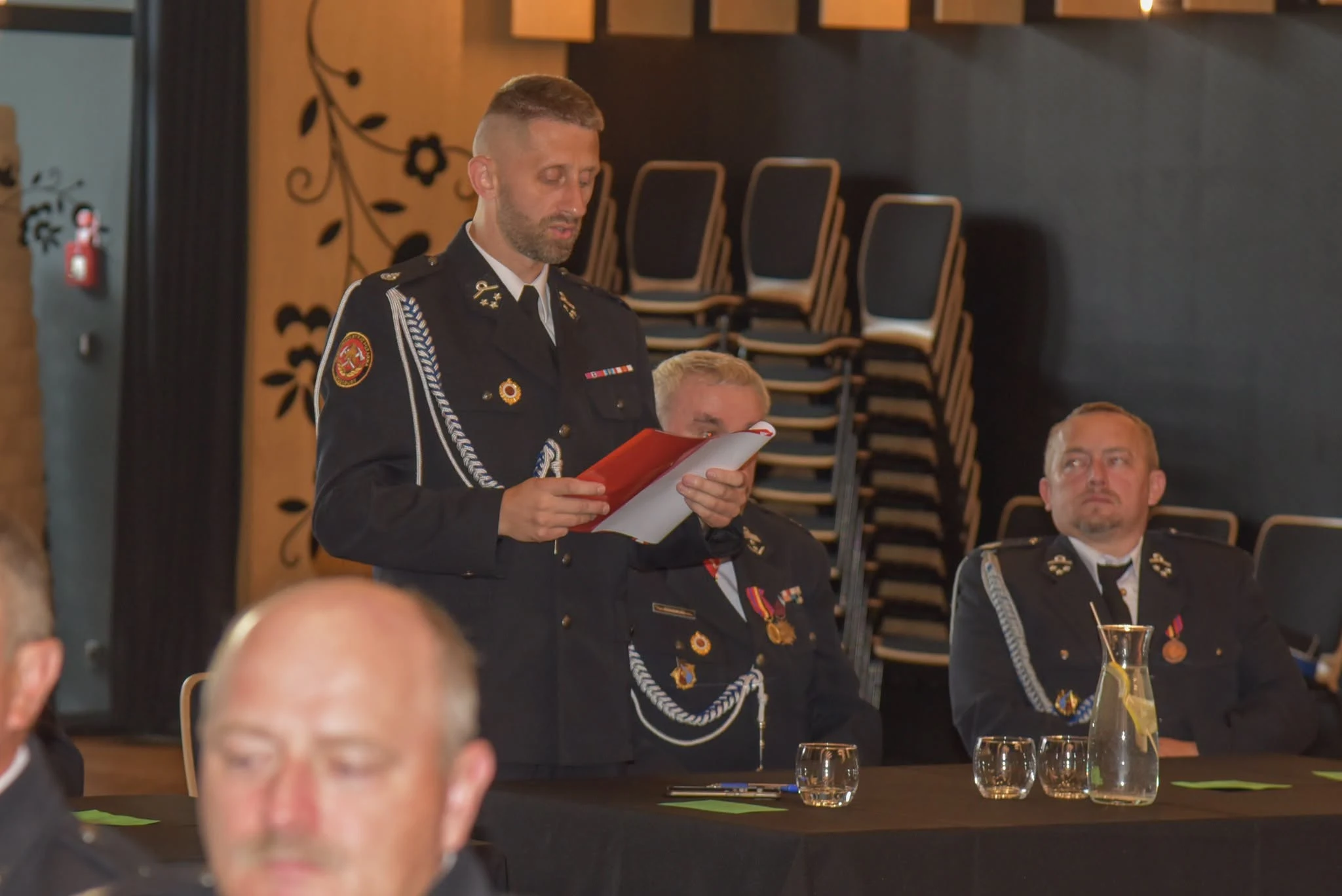 Zjazd OSP w Brusach: nowe władze i odznaczenia dla druhów — zdjęcie 17