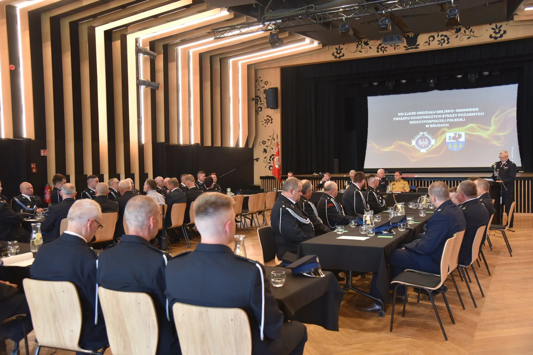 Zjazd OSP w Brusach: nowe władze i odznaczenia dla druhów — zdjęcie 20