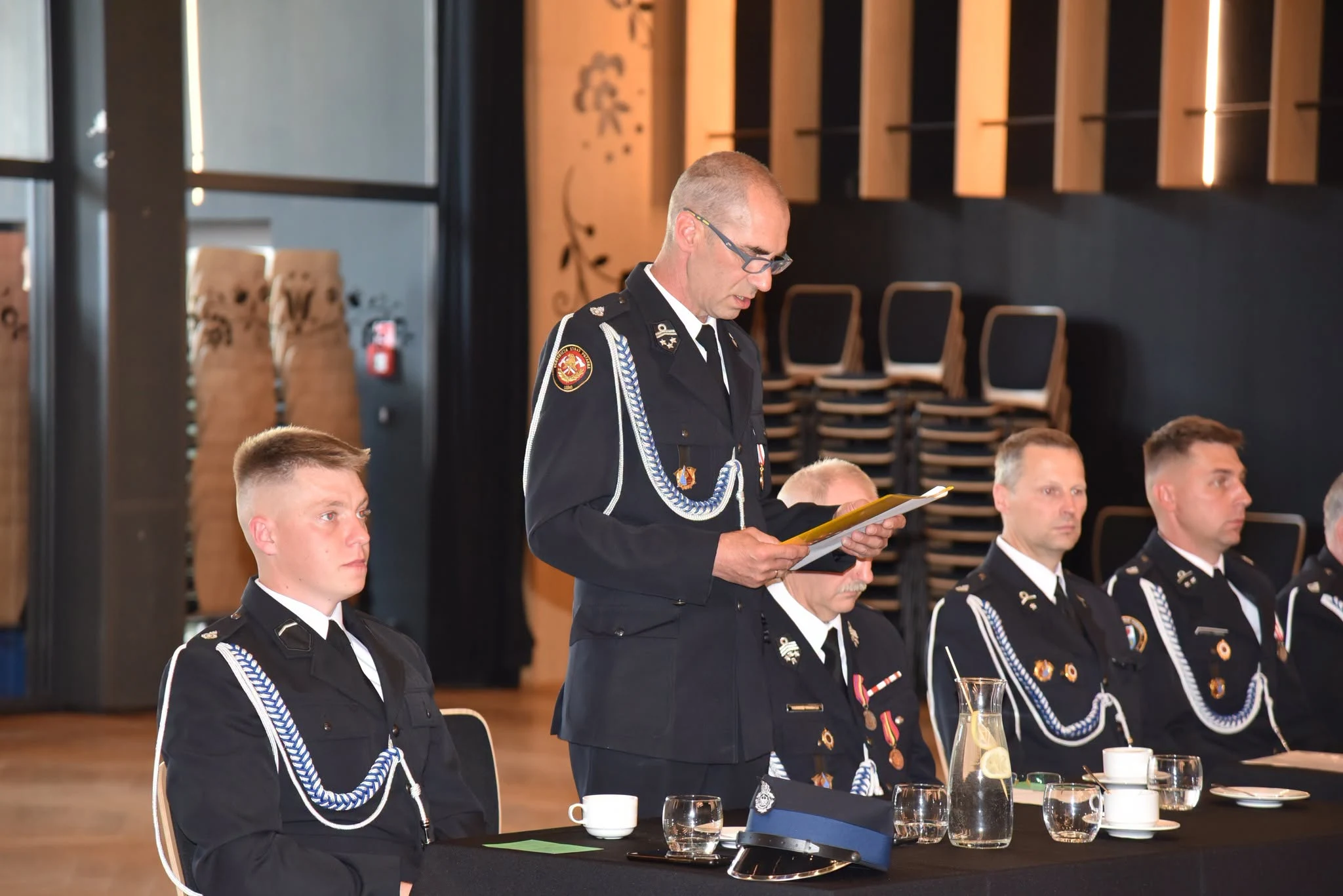 Zjazd OSP w Brusach: nowe władze i odznaczenia dla druhów — zdjęcie 24