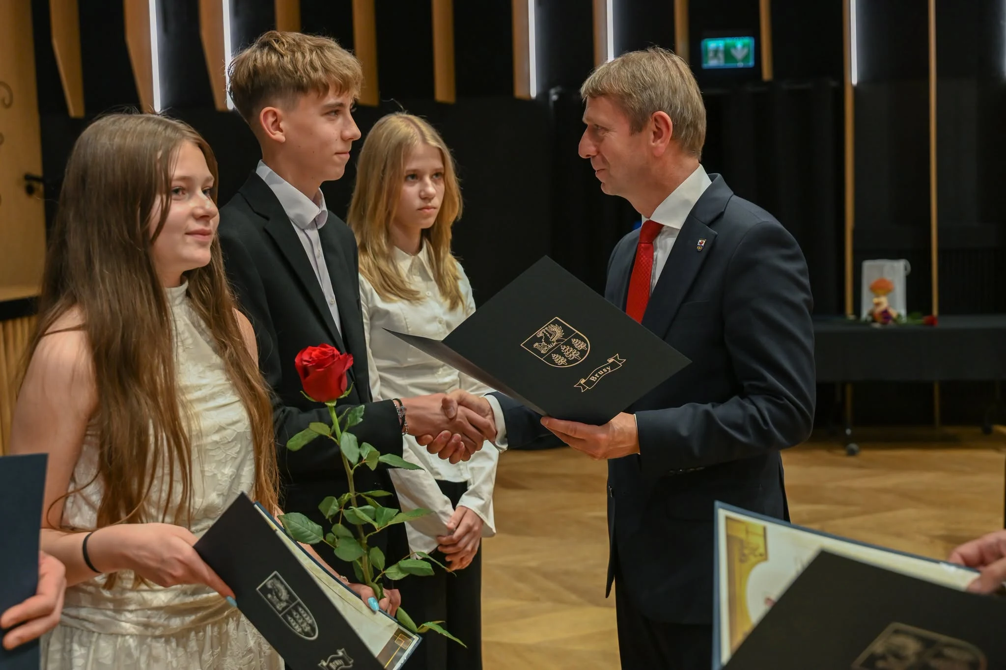 Burmistrz Brus nagrodził 34 najlepszych ósmoklasistów z gminy — zdjęcie 31
